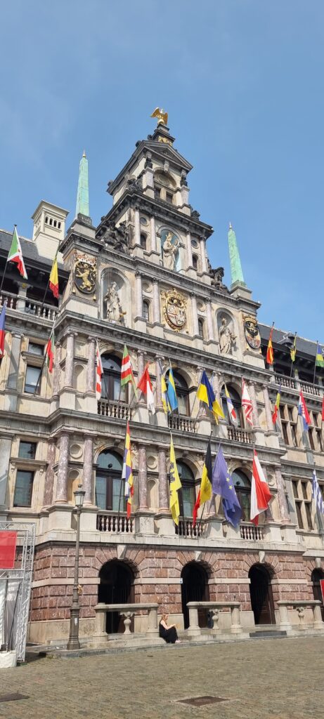 Séjour à Anvers voyageretbienmanger.com