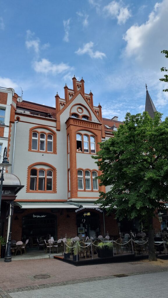 4d46a75a-88d9-48ce-8c74-b70cdfcfaab2-1_all_27198